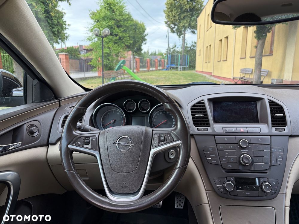 Opel Insignia 1.6 Turbo Cosmo - 32