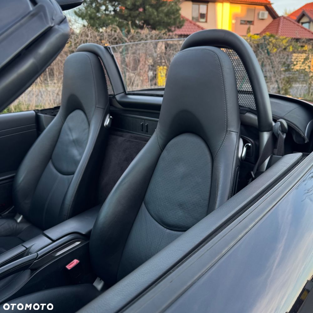 Porsche Boxster - 25