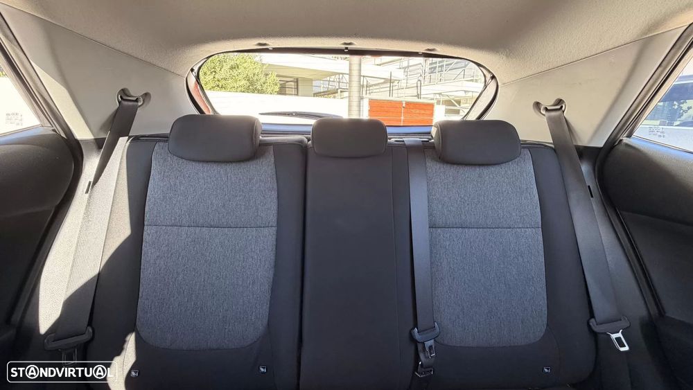 Kia Stonic 1.0 T-GDI OPF Mild Hybrid Nightline Edition — fotografia 10