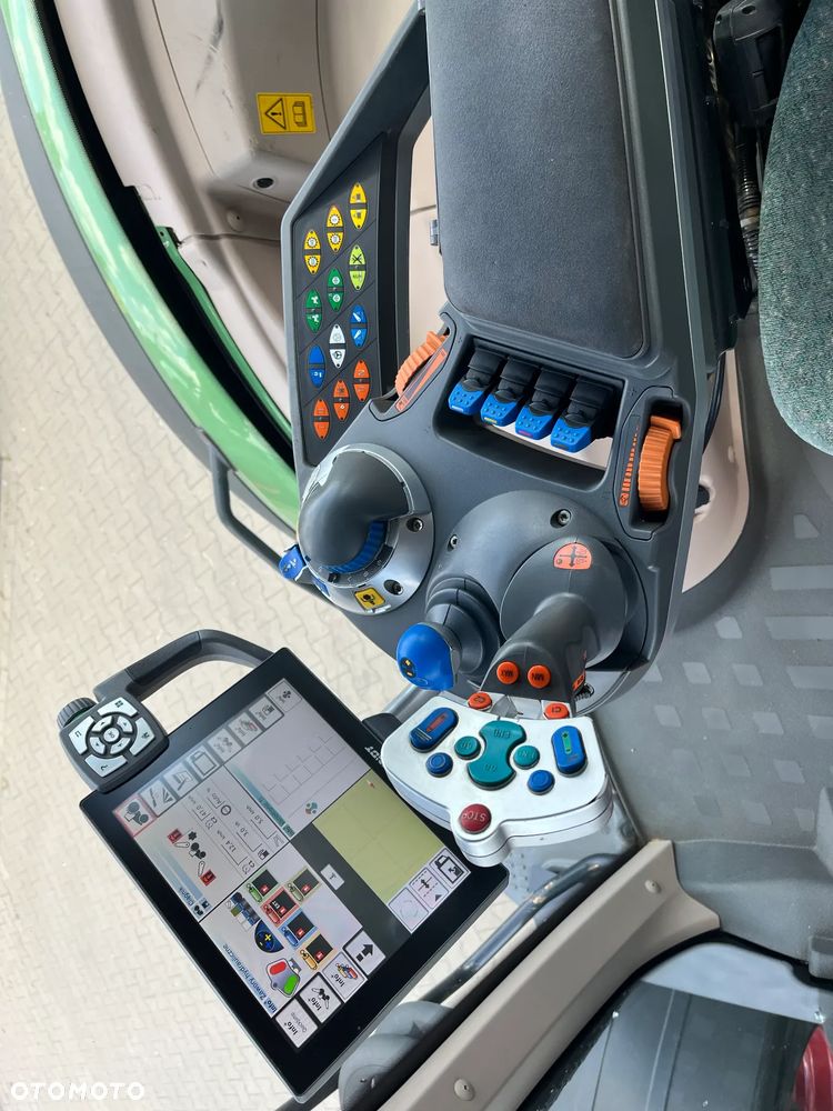 Fendt 826 Vario Profi Plus - 12