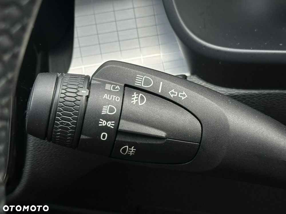 Volvo XC 40 - 22