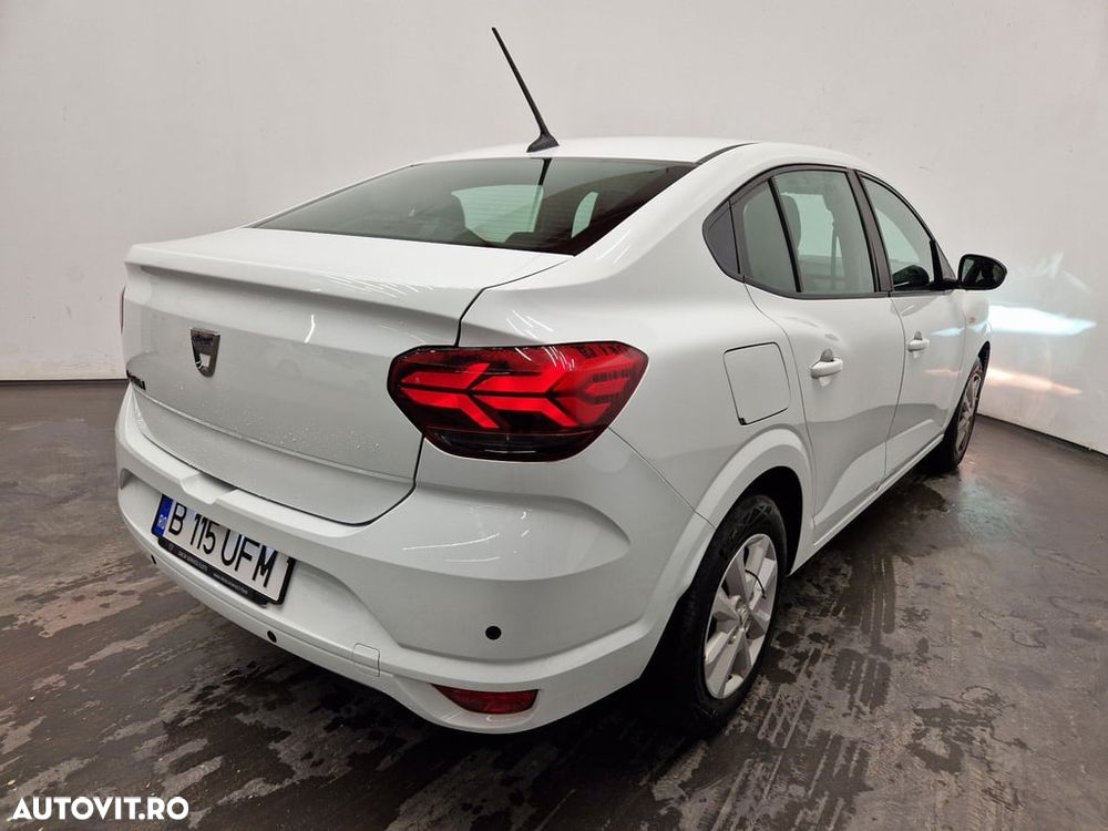 Dacia Logan TCe 90 MT6 Prestige - 4