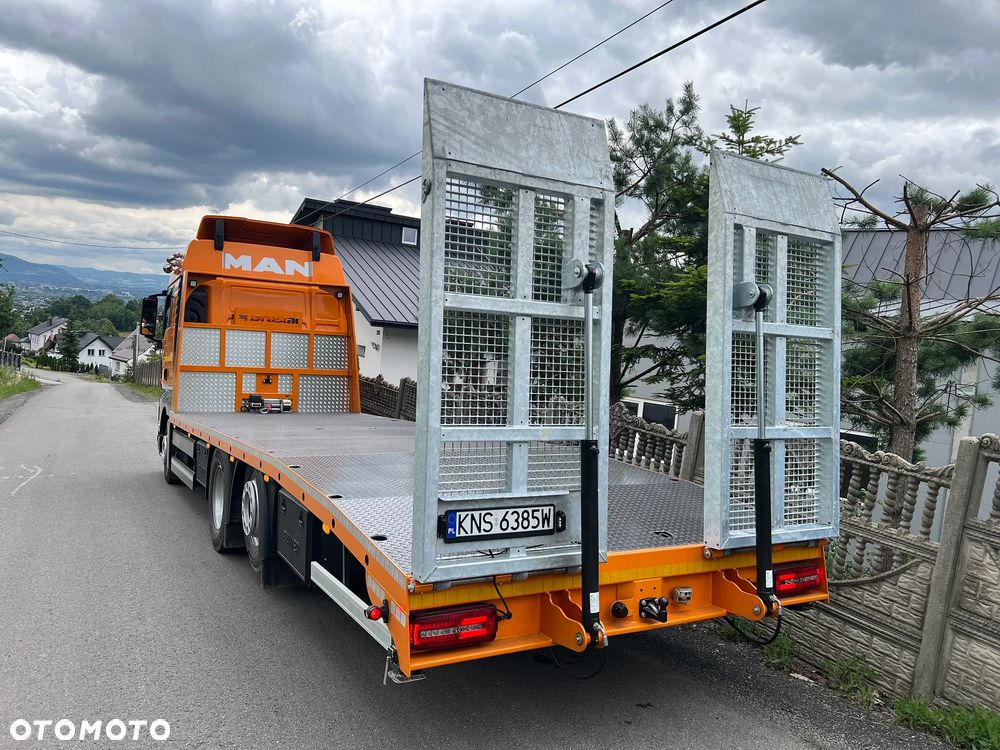 MAN TGX 26.500 | XLX | Euro 6 | 6x2 | INDIVIDUAL | Skrętna Oś | Nowa Zabudowa | Rampy Hydrauliczne | Autolaweta 8,20m | Pomoc Drogowa | Najazd | z Niemiec | STAN PERFEKCYJNY | Tylko 587 tys km | - 5
