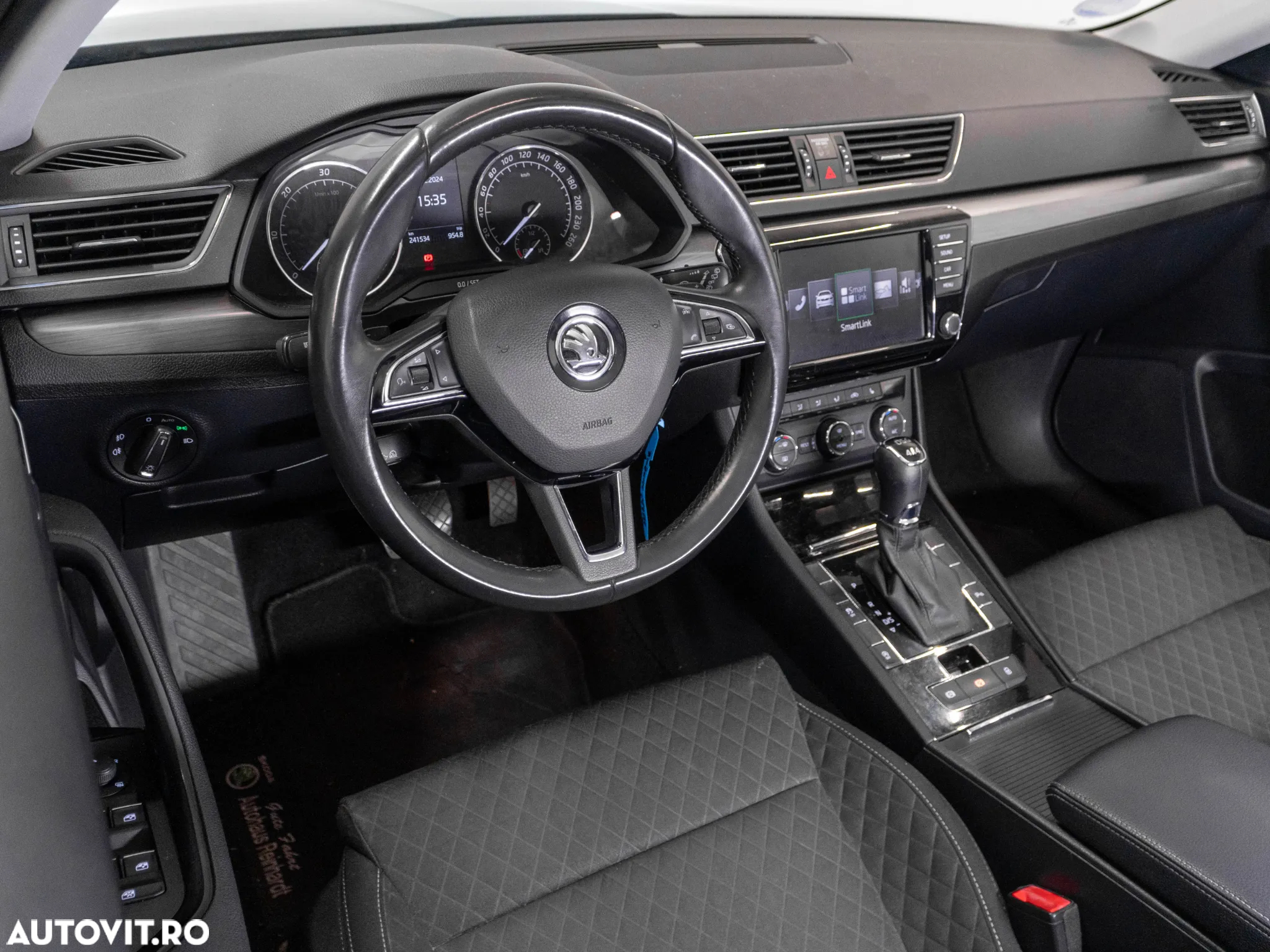 Skoda Superb Combi 2.0 TDI 4X4 DSG Ambition - 9