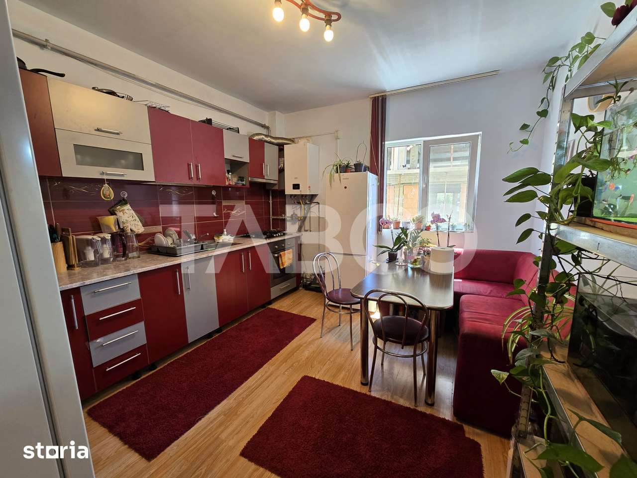 Apartament decomandat de vanzare 2 camere 64 mpu balcon Selimbar Sibiu — fotografia 1