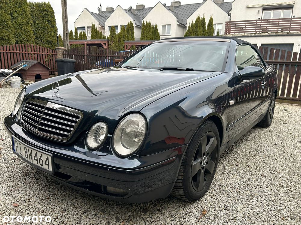 Mercedes-Benz CLK 320 - 2