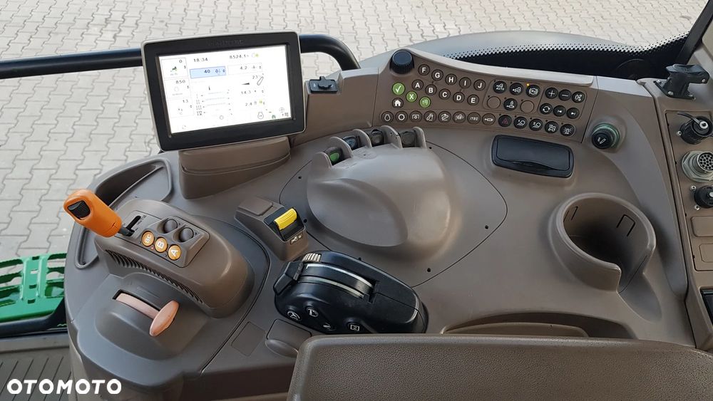 John Deere 6190R 2013R - 19