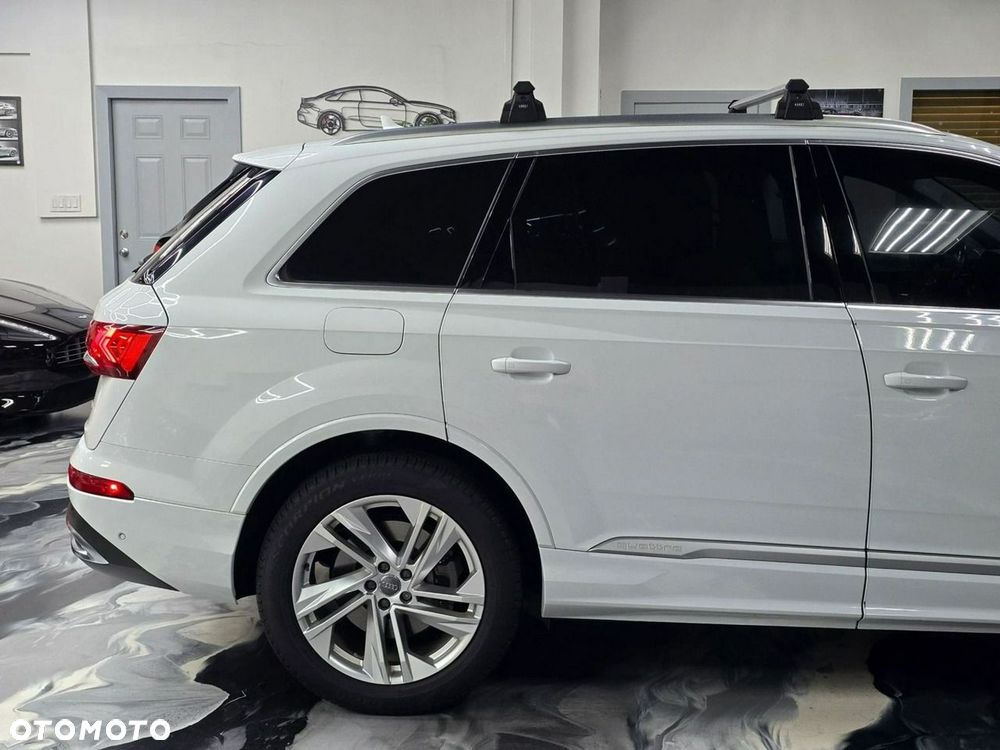 Audi Q7 - 11