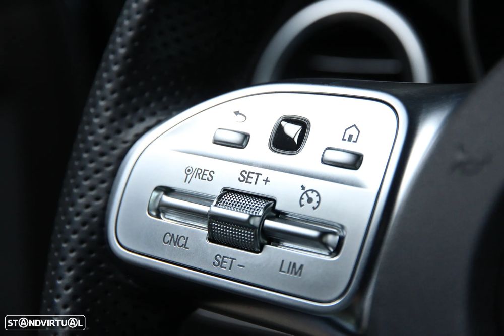 Mercedes-Benz C 300 de AMG Line - 21