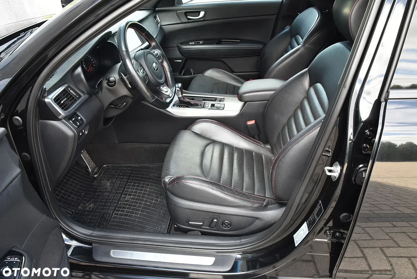 Kia Optima - 27