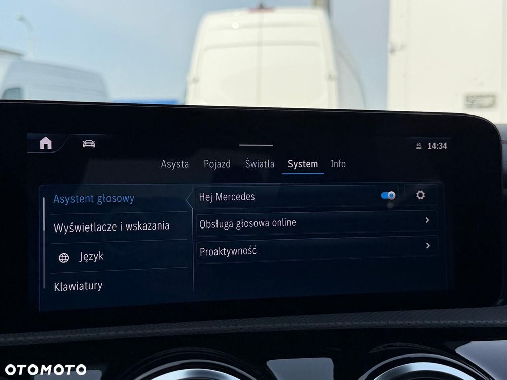 Mercedes-Benz CLA - 38