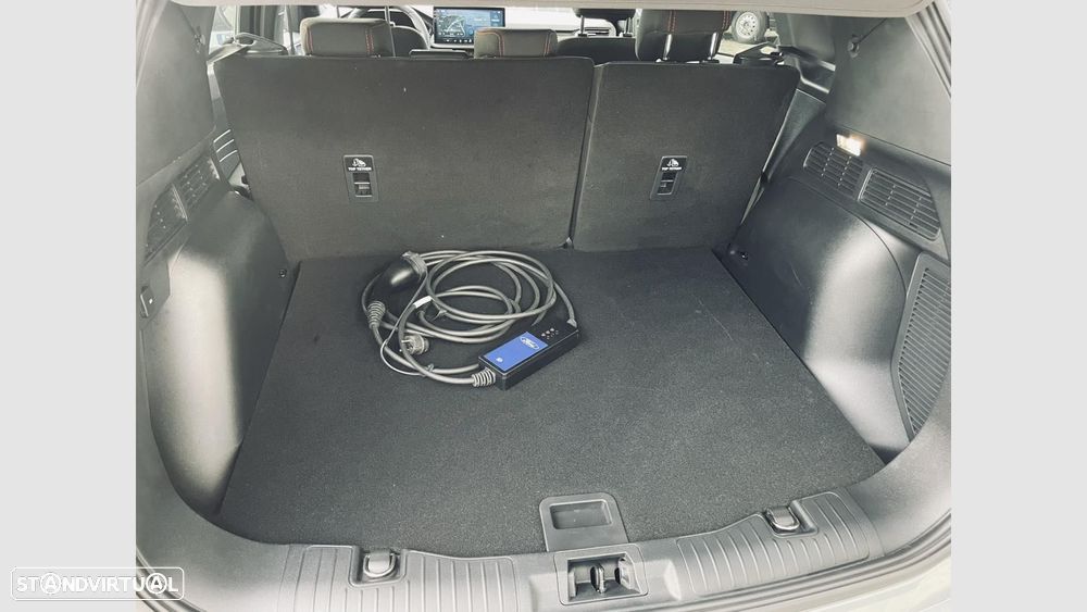 Ford Kuga 2.5 PHEV ST-Line - 18