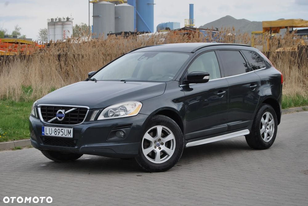 Volvo XC 60 D5 AWD Momentum - 1
