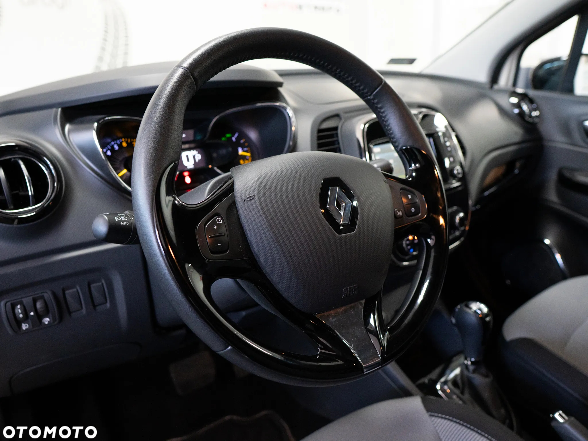 Renault Captur - 14
