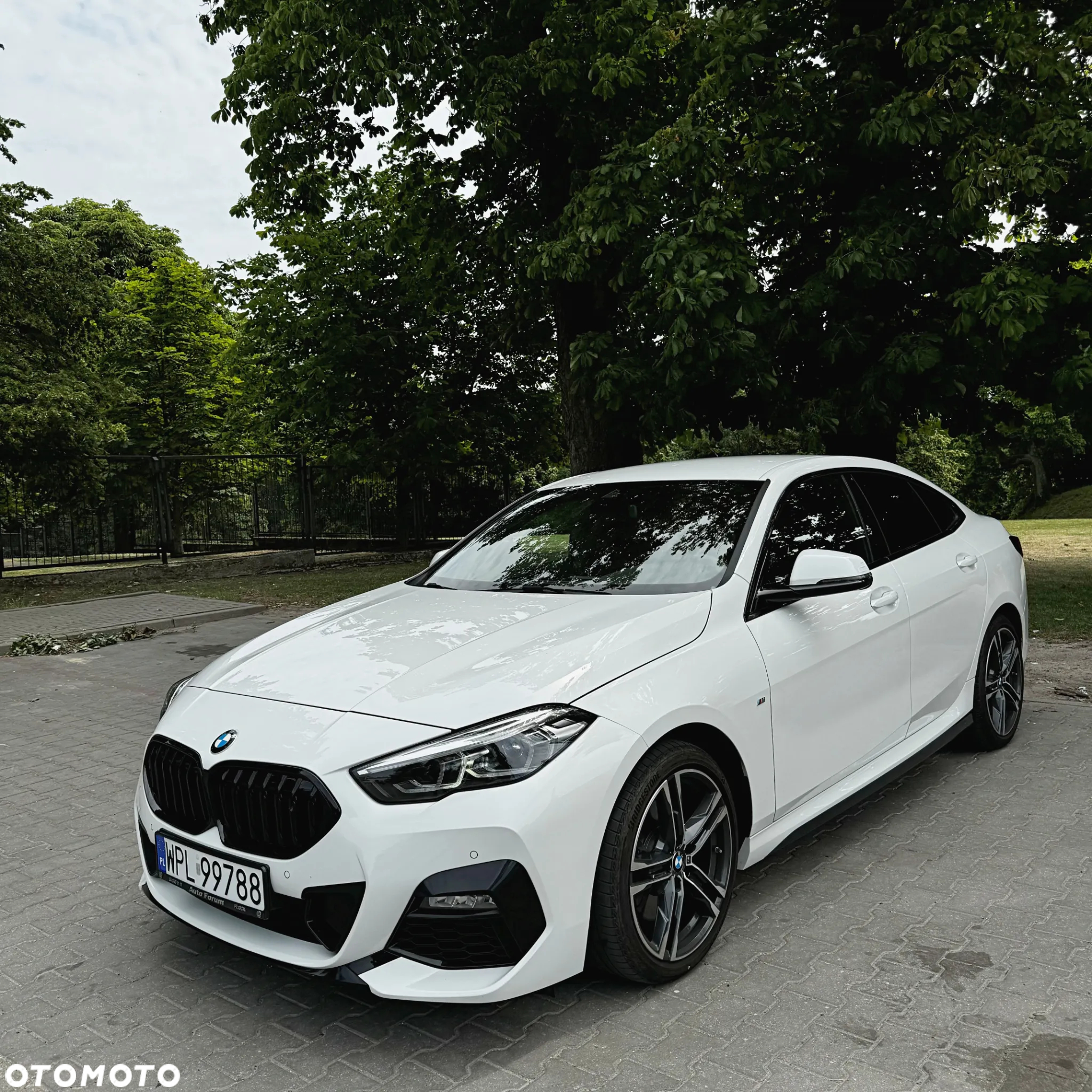 BMW Seria 2 220i M Sport - 9