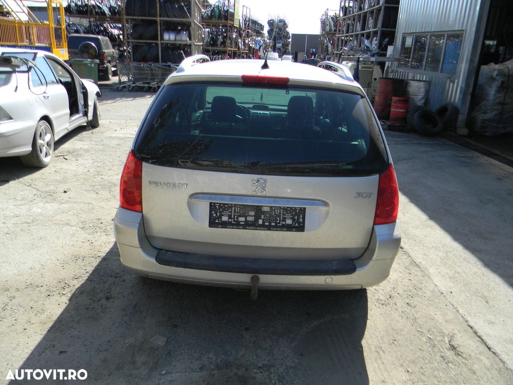 Dezmembrari  Peugeot 307  2000  > 0000 1.6 HDi 110 Motorina - 4