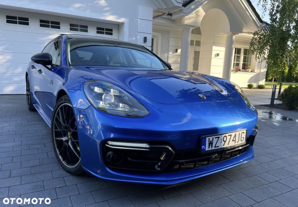 Porsche Panamera 4 - 28