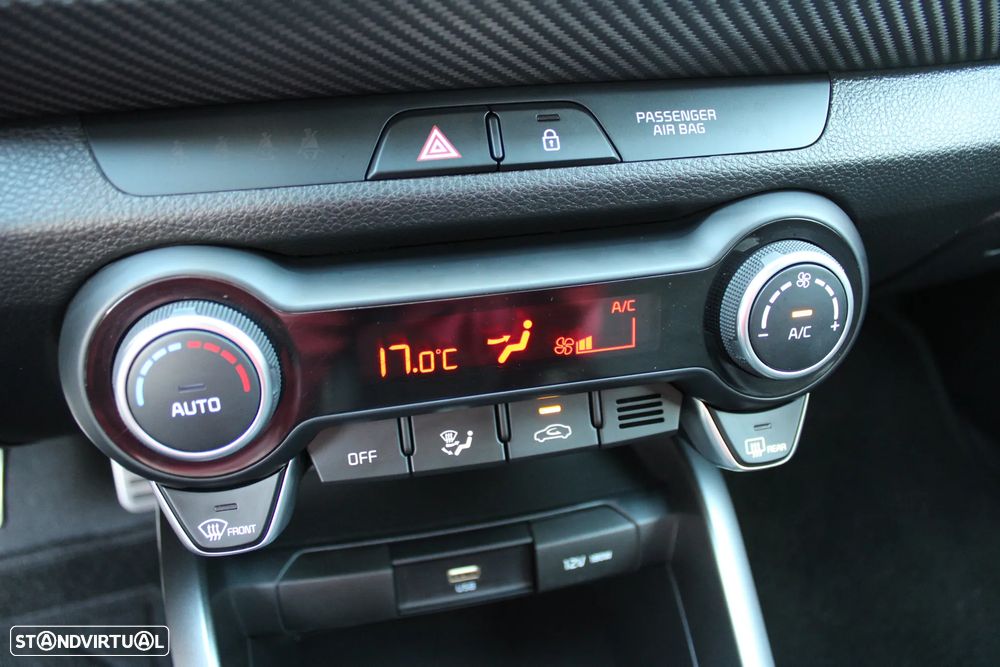 Kia Stonic 1.0 T-GDI GT Line - 31