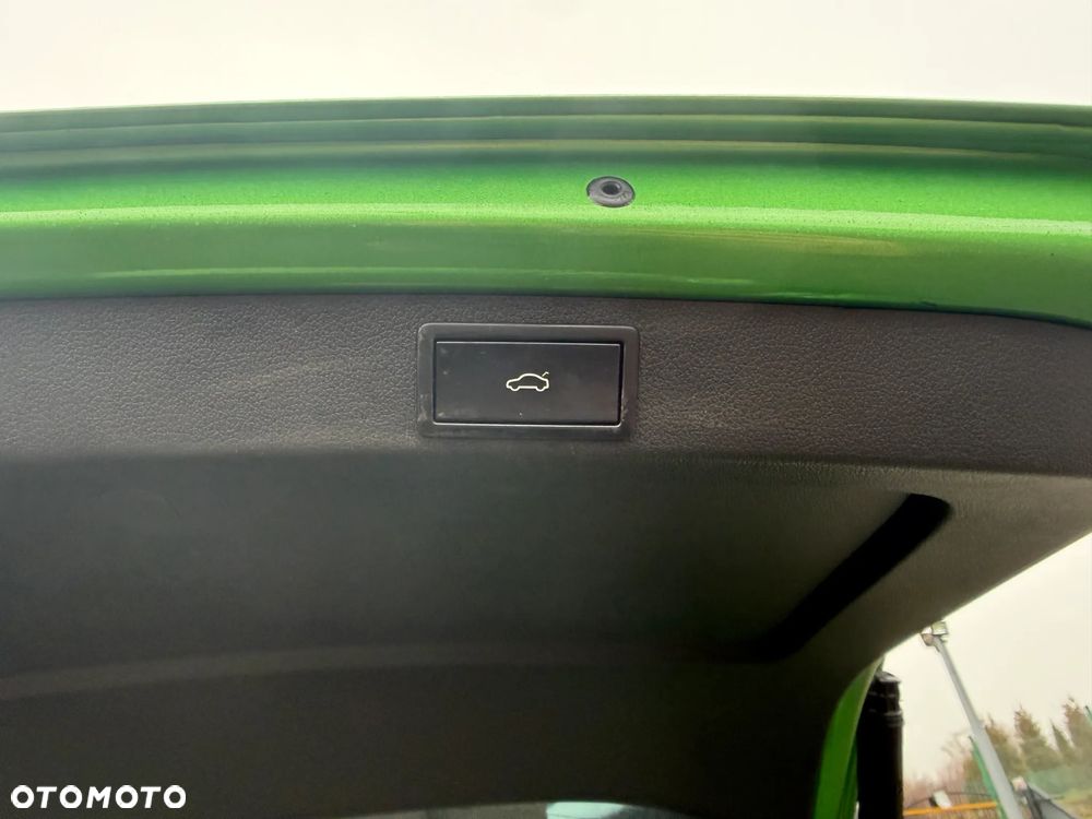 Skoda Octavia 2.0 TSI RS 230 - 27