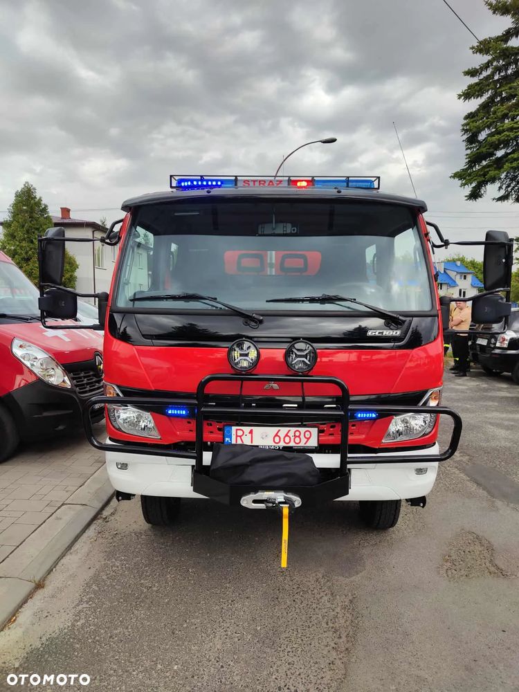 Mitsubishi FUSO Canter - 6