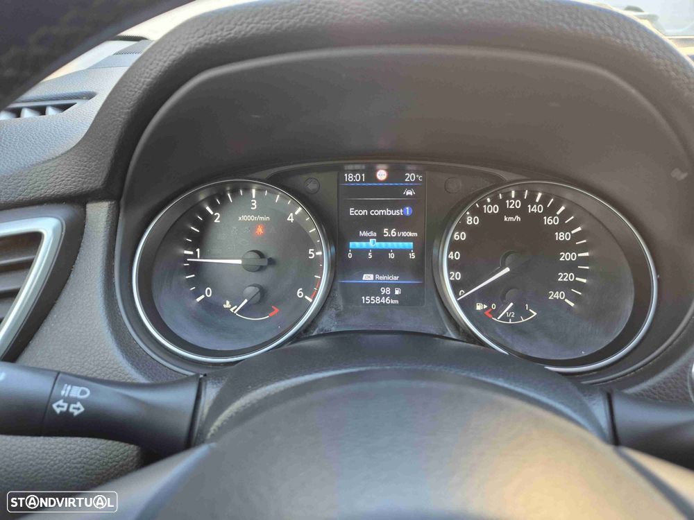 Nissan Qashqai 1.5 dCi N-Connecta J18 - 14