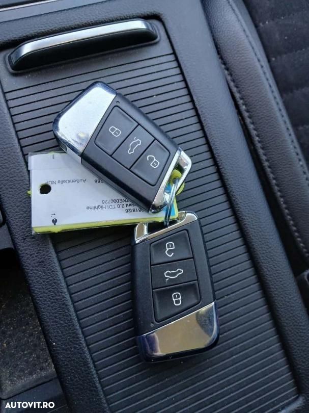 Volkswagen Passat 2.0 TDI DSG (BlueMotion Technology) Highline - 13