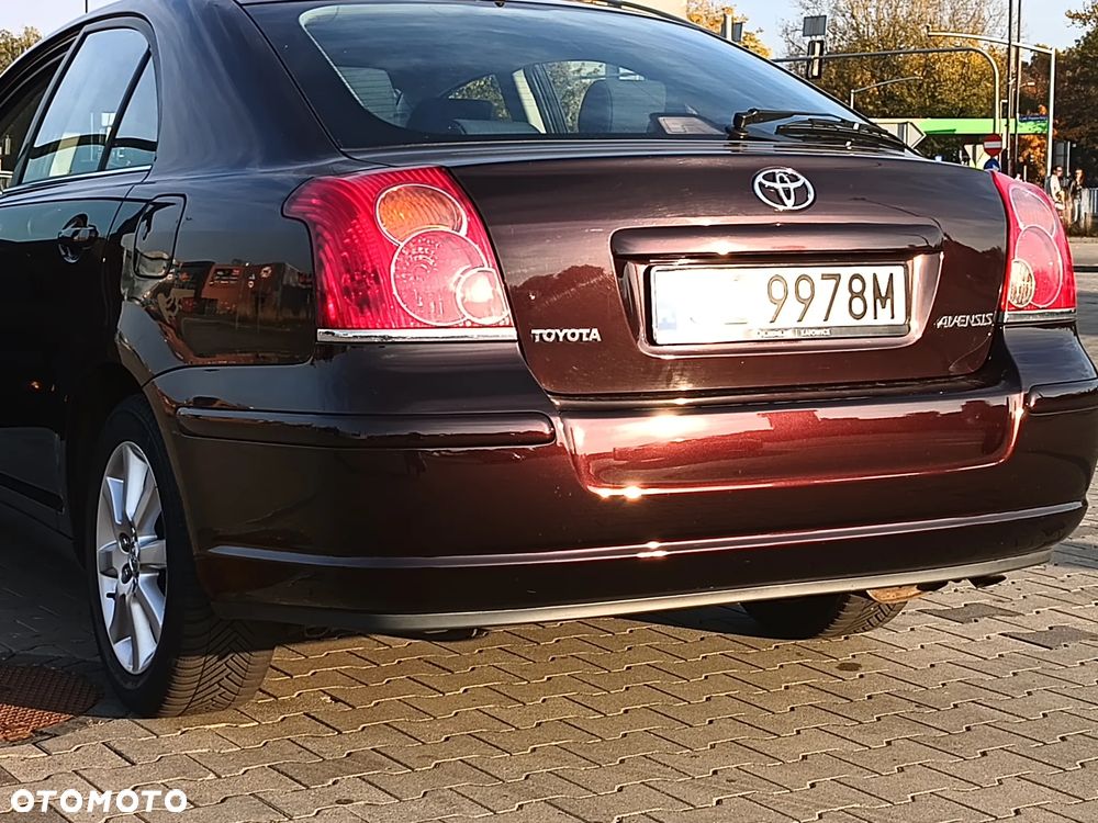 Toyota Avensis 1.8 VVT-i Travel - 6