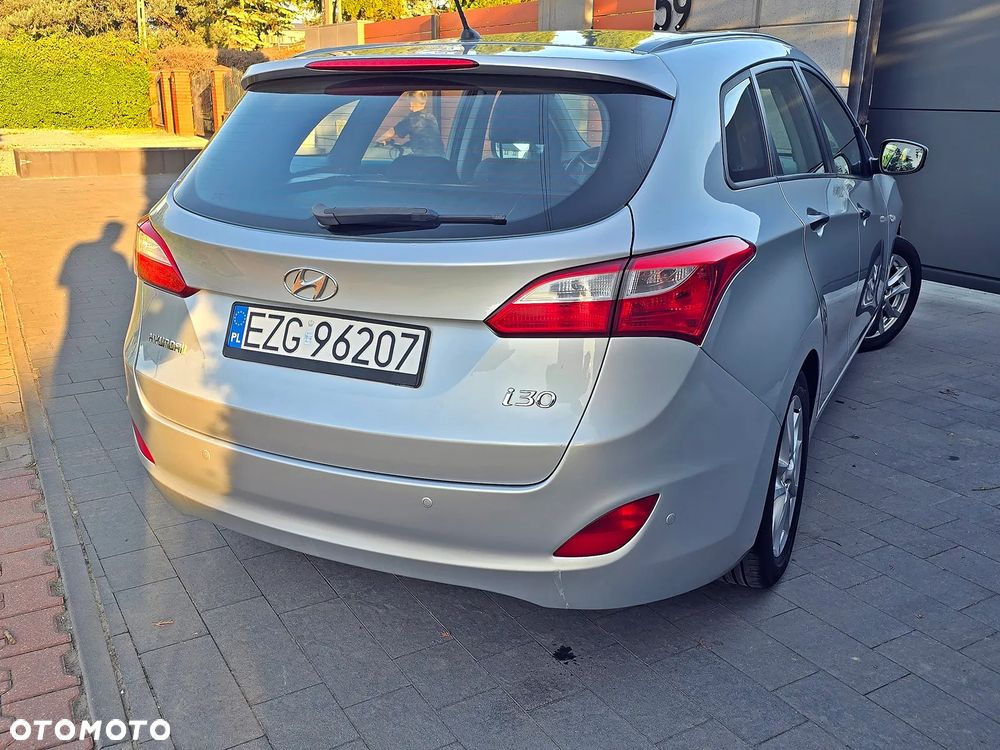 Hyundai i30 1.6 Classic EU5 - 7