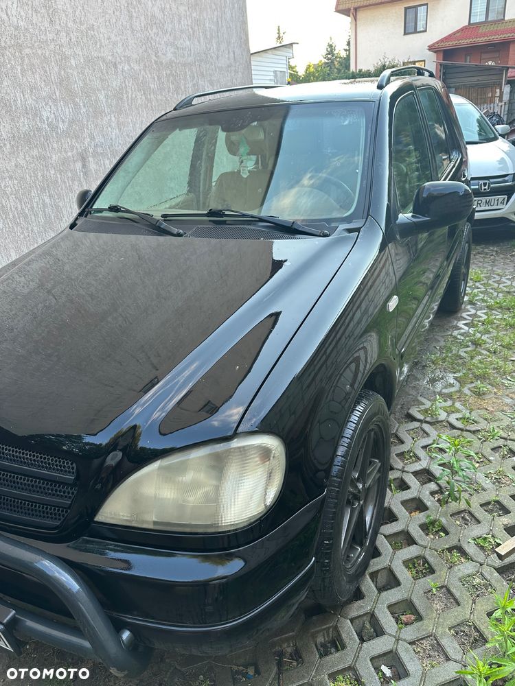 Mercedes-Benz ML - 13