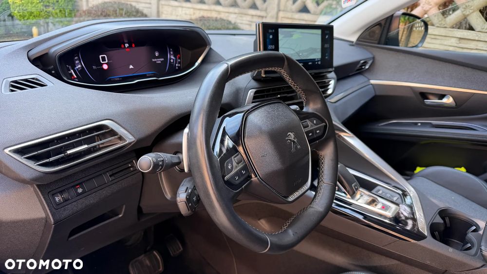 Peugeot 3008 BlueHDi 130 Stop & Start EAT8 Allure - 22