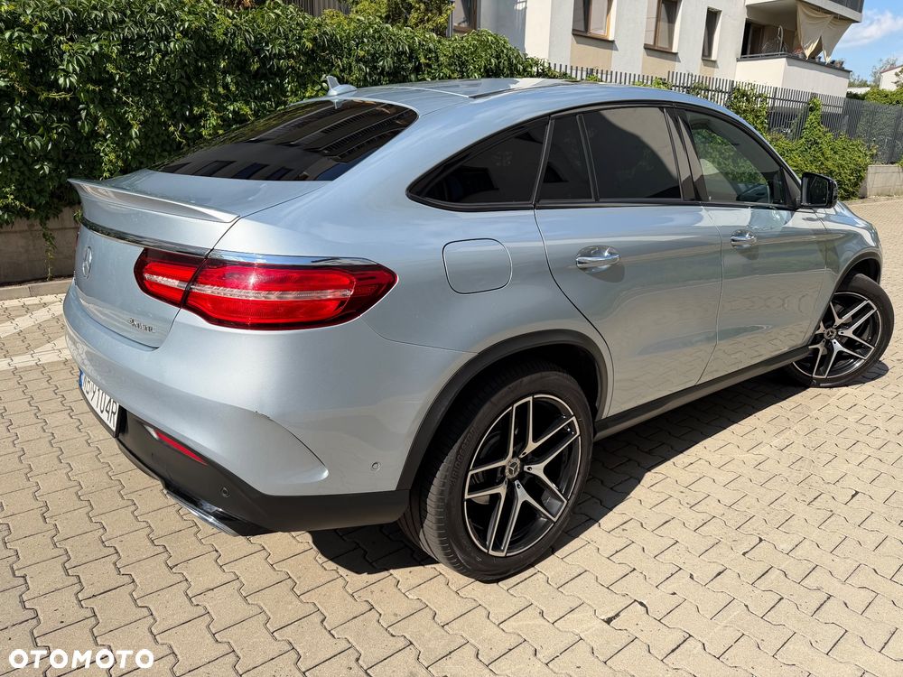 Mercedes-Benz GLE 350 d 4Matic 9G-TRONIC AMG Line - 9