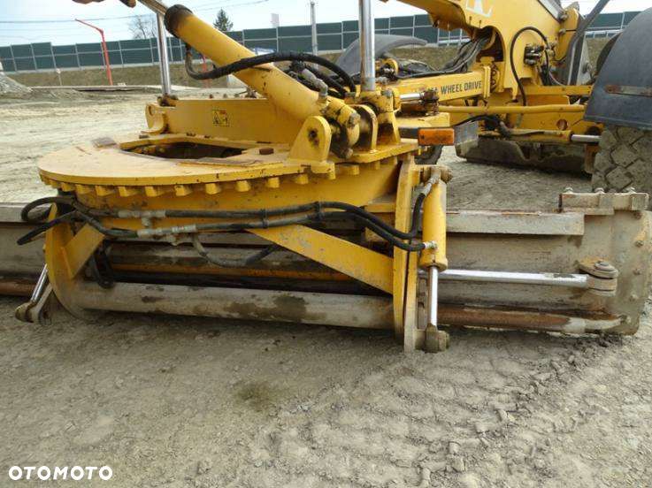Volvo G946 - 10