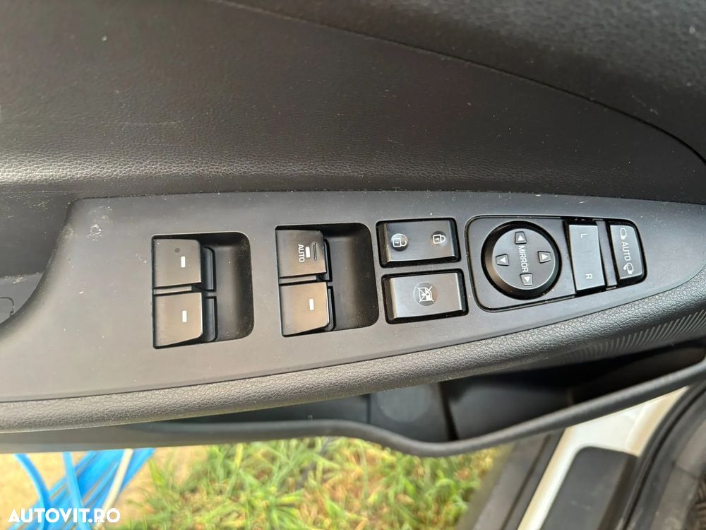 Hyundai Tucson - 8