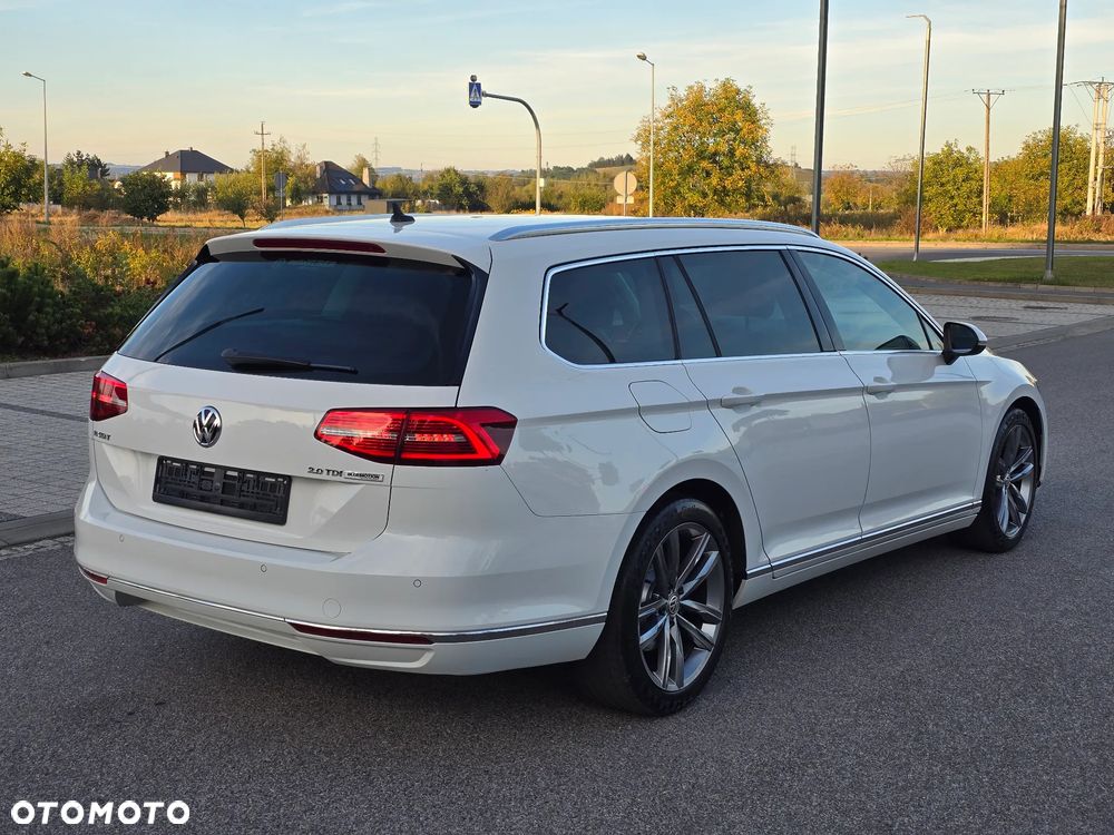 Volkswagen Passat - 4