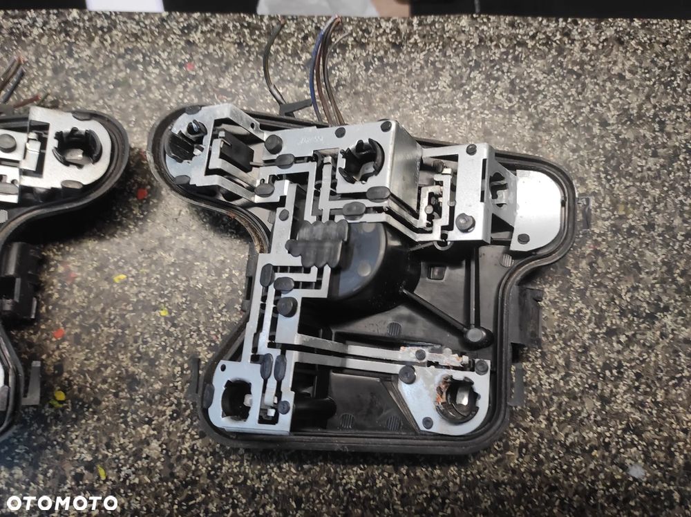 AUDI A4 B6 SEDAN WKŁAD LAMPY TYŁ TYLNY LEWY PRAWY 8E5 CAŁY SPRAWNY WYSYŁKA !!!!! - 3