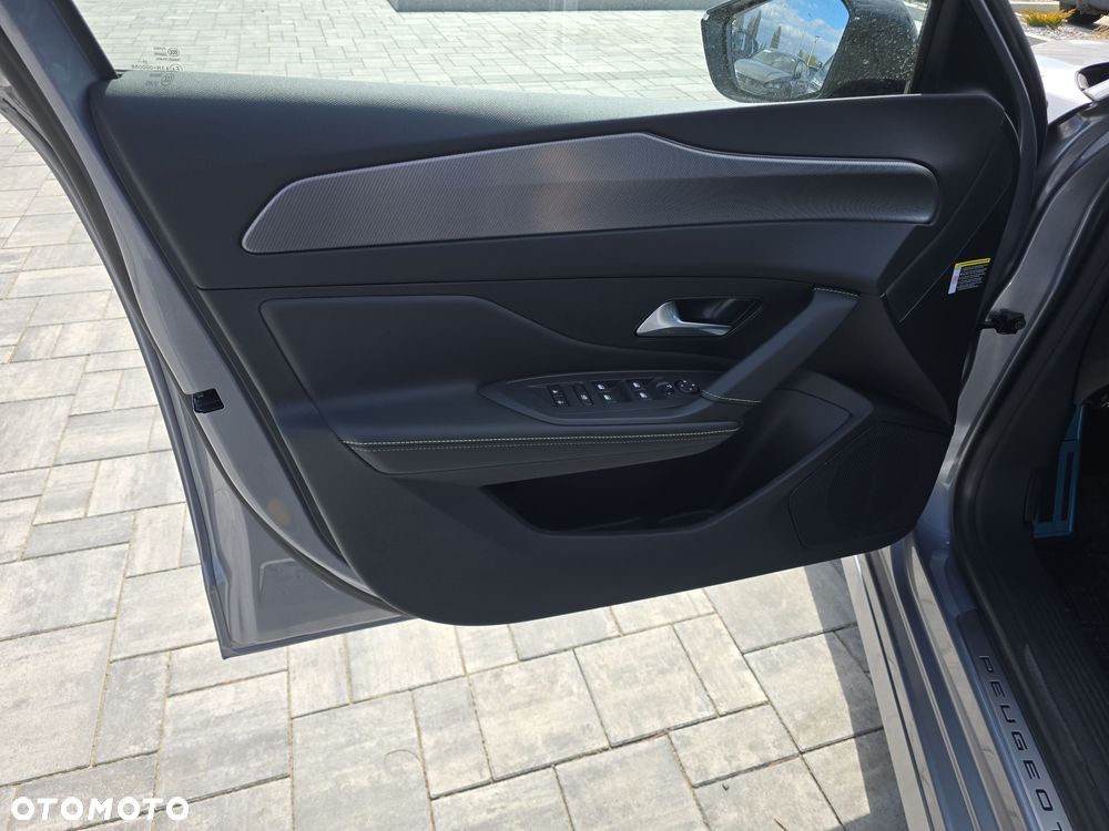 Peugeot 308 1.5 BlueHDi GT Exclusive S EAT8 - 14