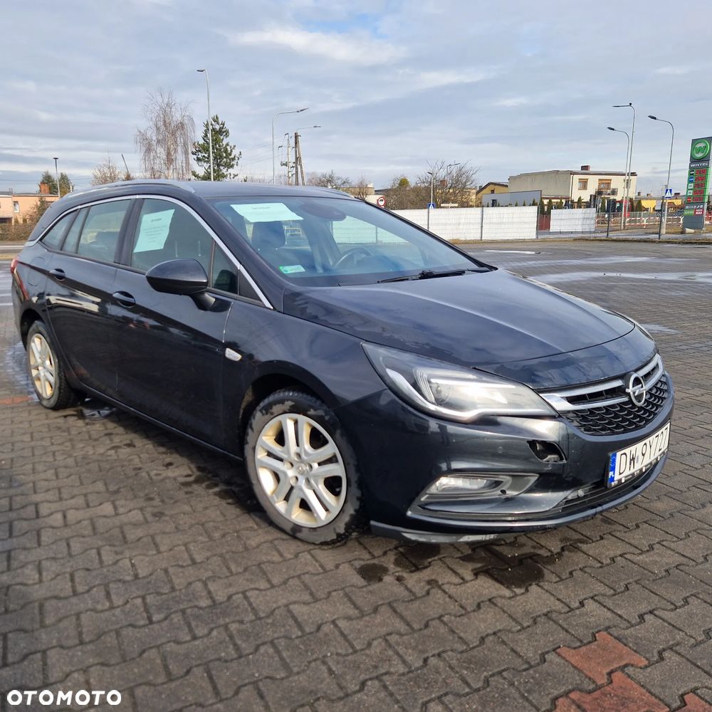 Opel Astra 1.6 CDTI Sport - 4