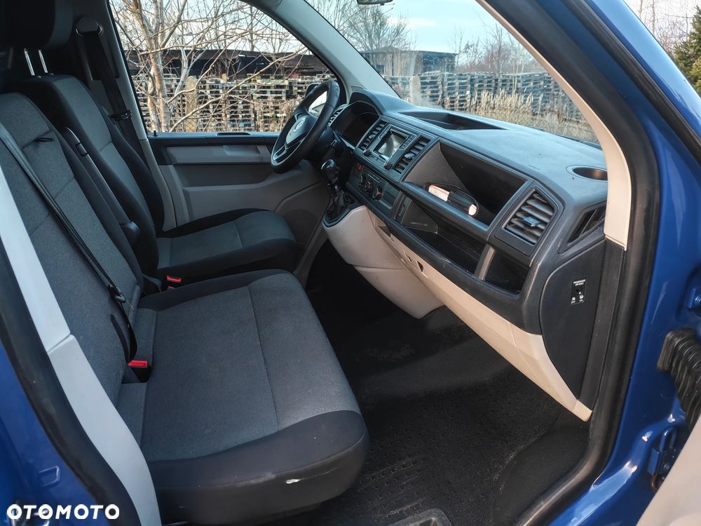 Volkswagen TRANSPORTER T5 - 6