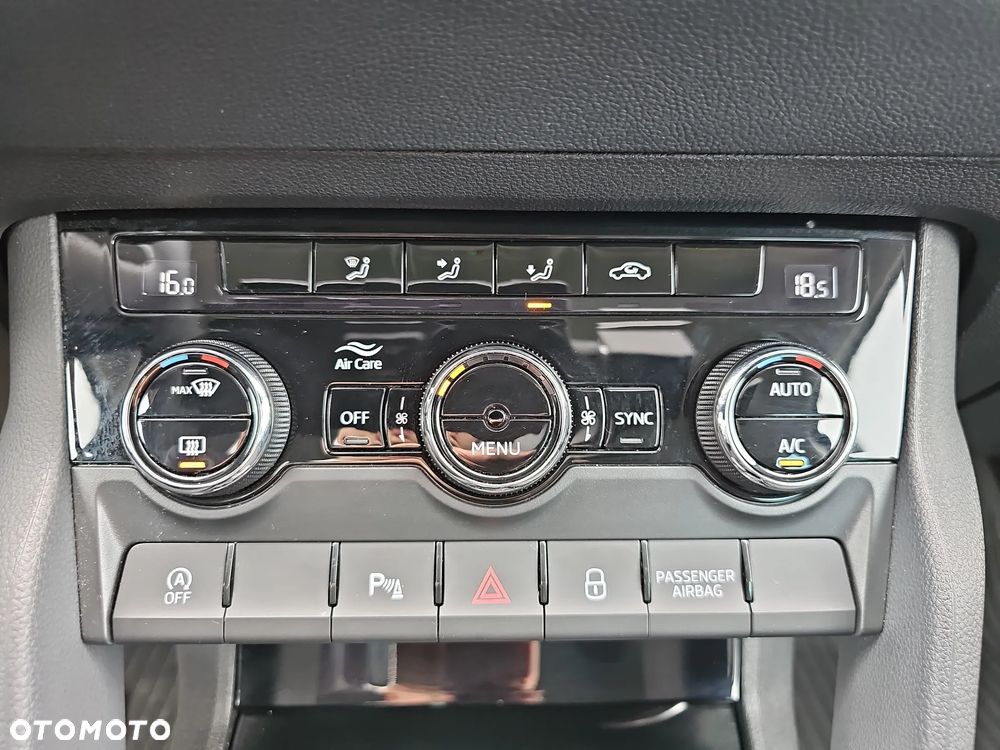 Skoda Karoq 1.5 TSI ACT Ambition DSG - 20