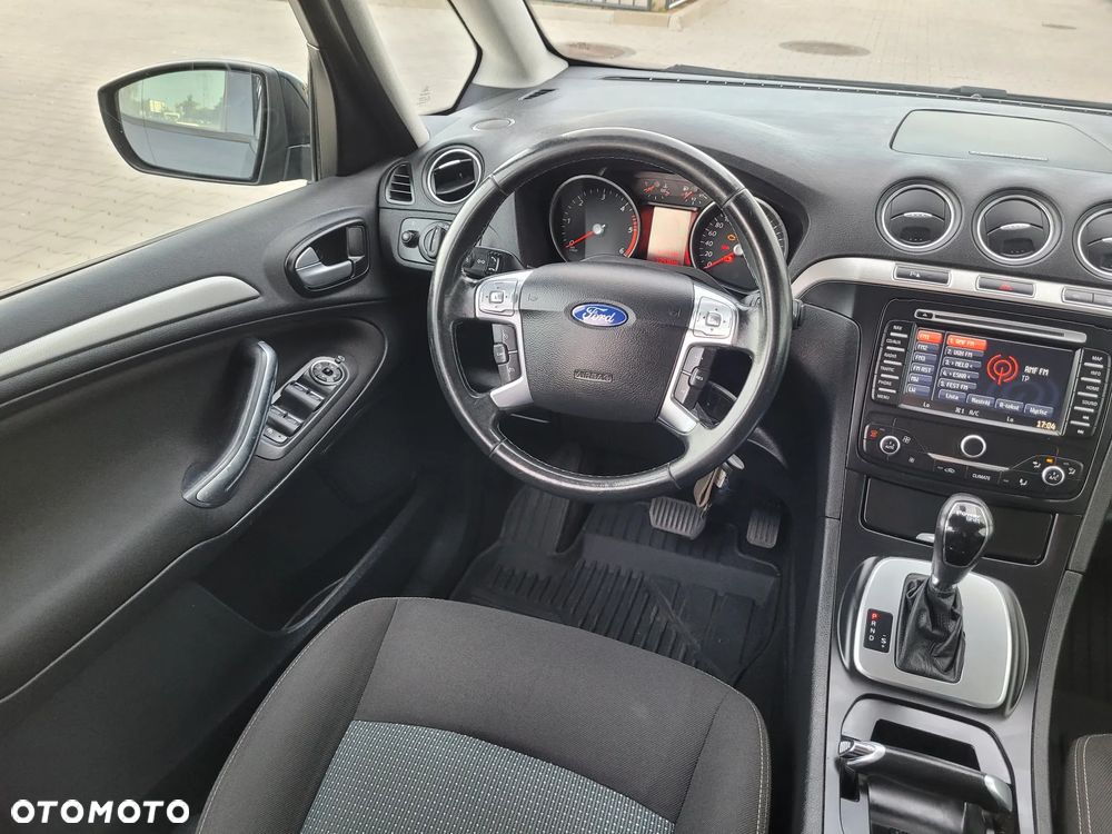 Ford Galaxy 2.0 TDCi DPF Business Edition - 20