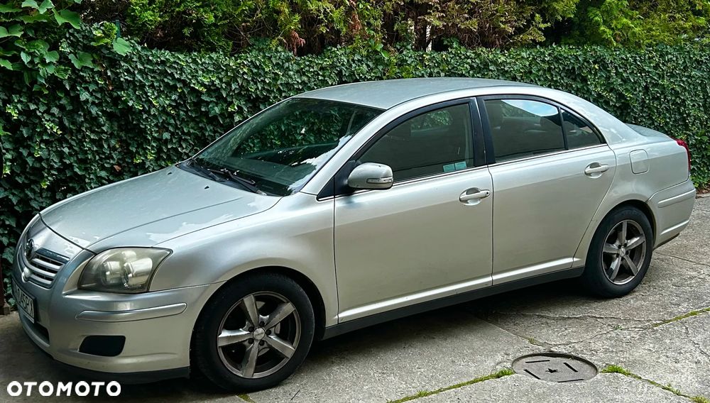 Toyota Avensis 2.0 D-4D Sol - 1