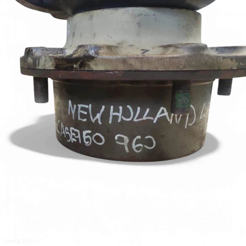 Zwrotnica 6194274M1 Zwolnica 85825032 Piasta 85825037 New Holland LB 115 - 17