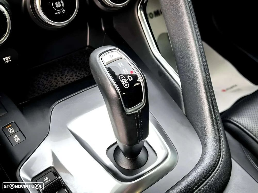 Jaguar E-Pace 2.0 i4D S AWD Aut. - 13