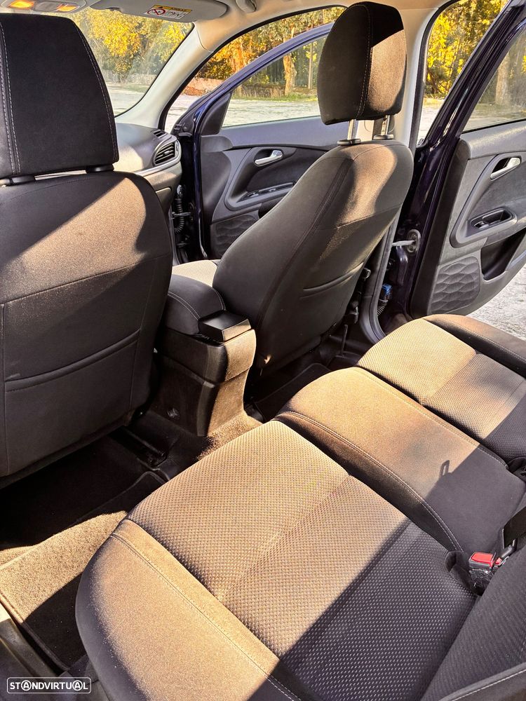 Fiat Tipo Station Wagon 1.3 M-Jet Lounge Tech - 6