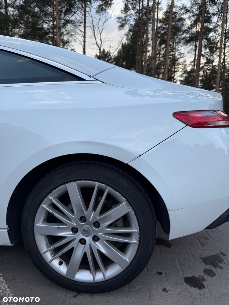 Renault Laguna 2.0 dCi GT - 8