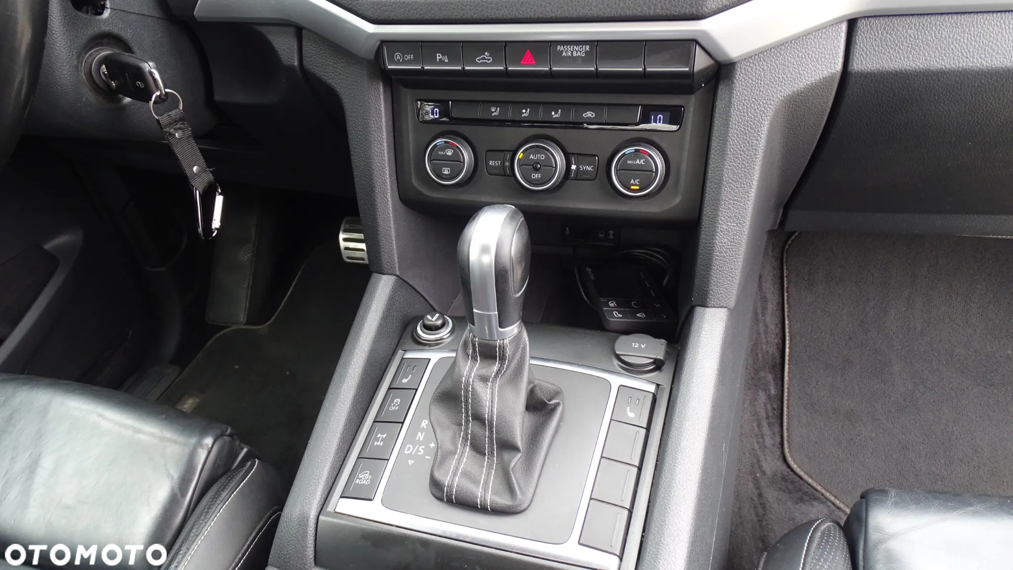 Volkswagen Amarok 3.0 V6 TDI 4Mot Aventura - 17