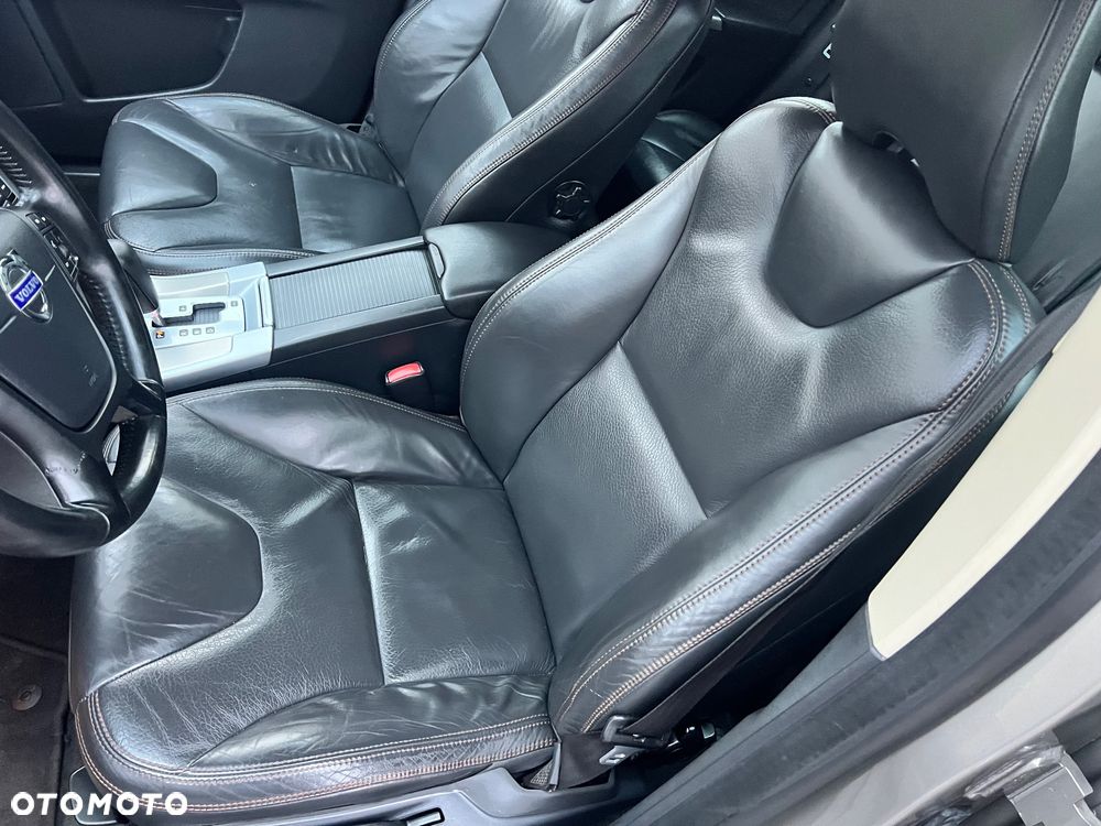 Volvo XC 60 2.0T Powershift RDesign - 12