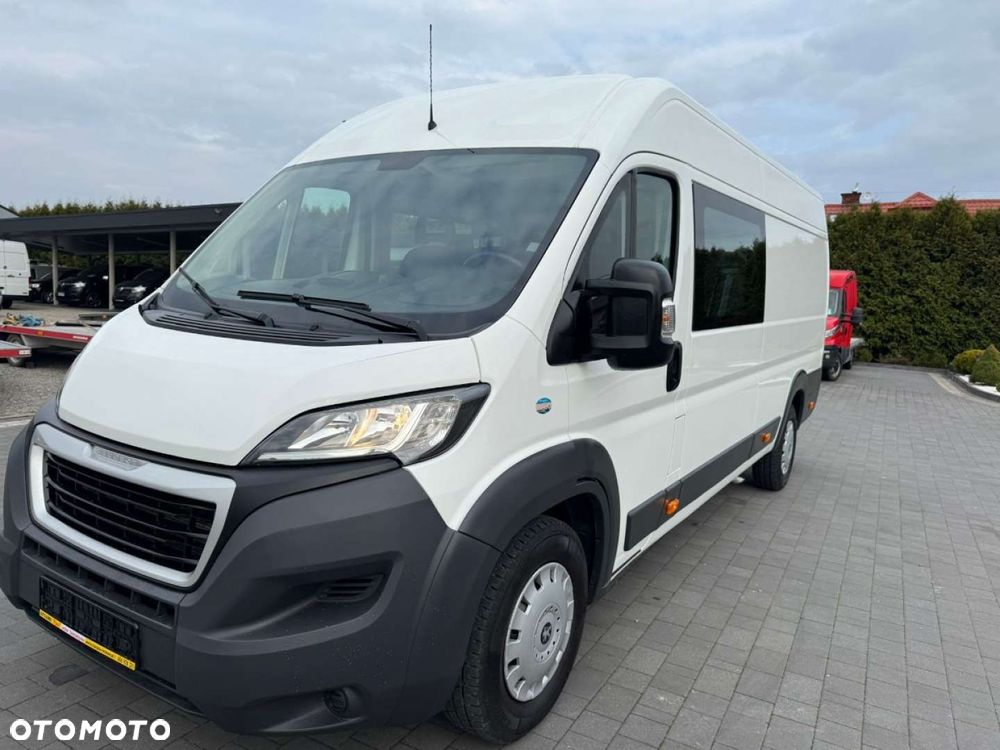 Peugeot Boxer  Maxi  7-osobowy - 29
