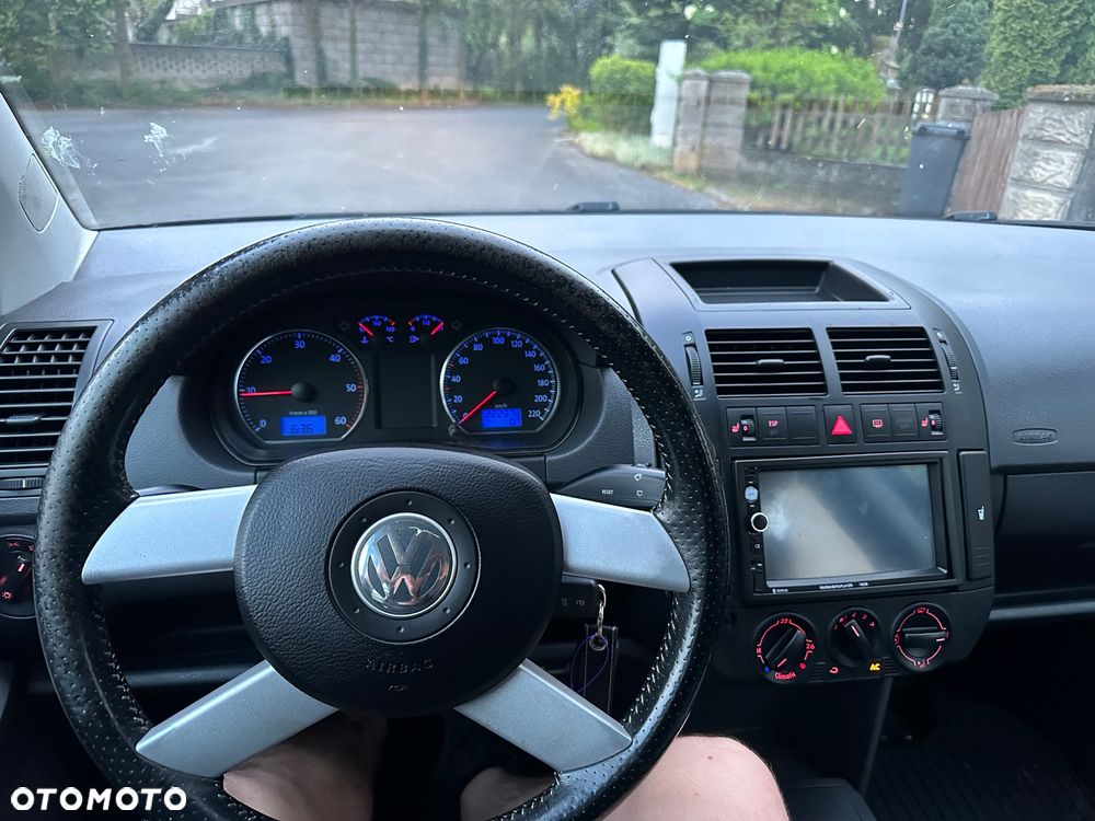 Volkswagen Polo Cross - 11