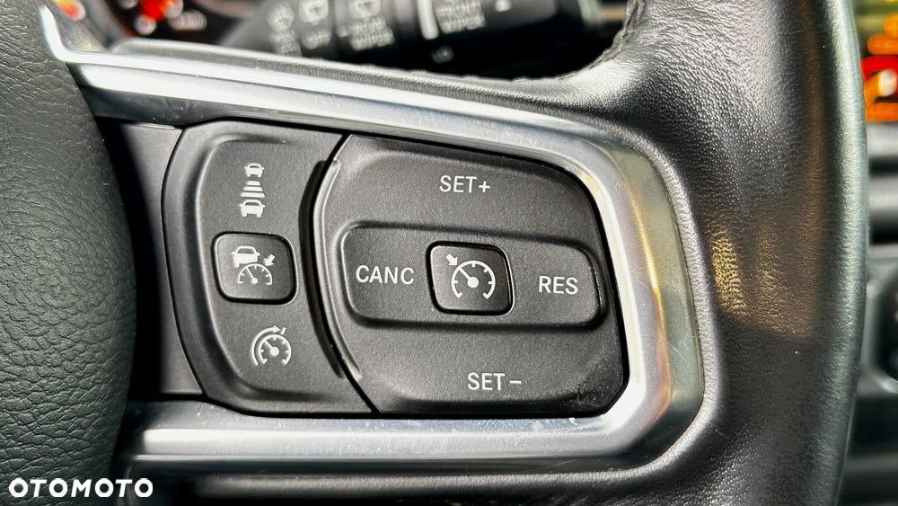 Jeep Wrangler Unlimited GME 2.0 Turbo Sahara - 11